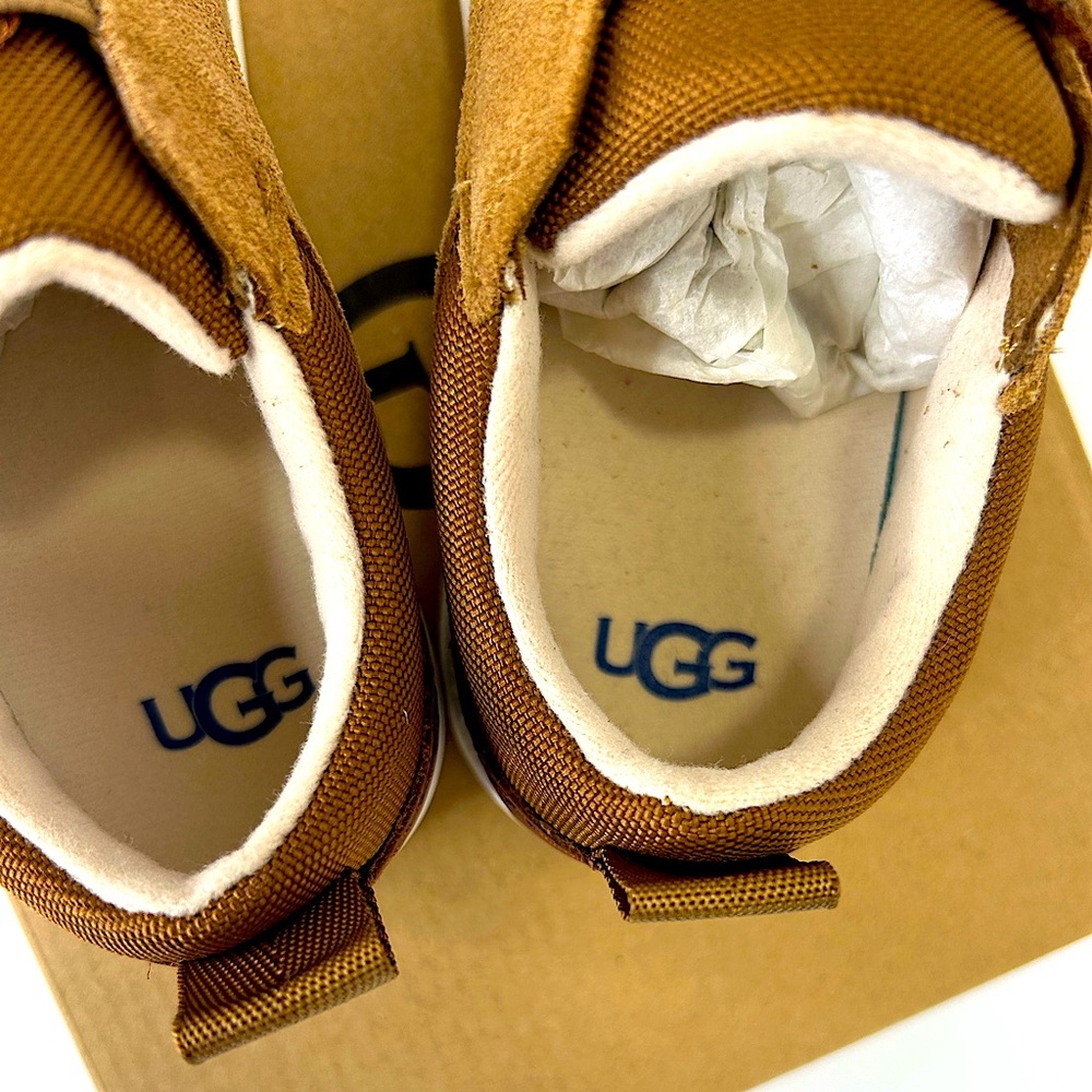 NWT Kids UGG shoes - Picture 7 of 9